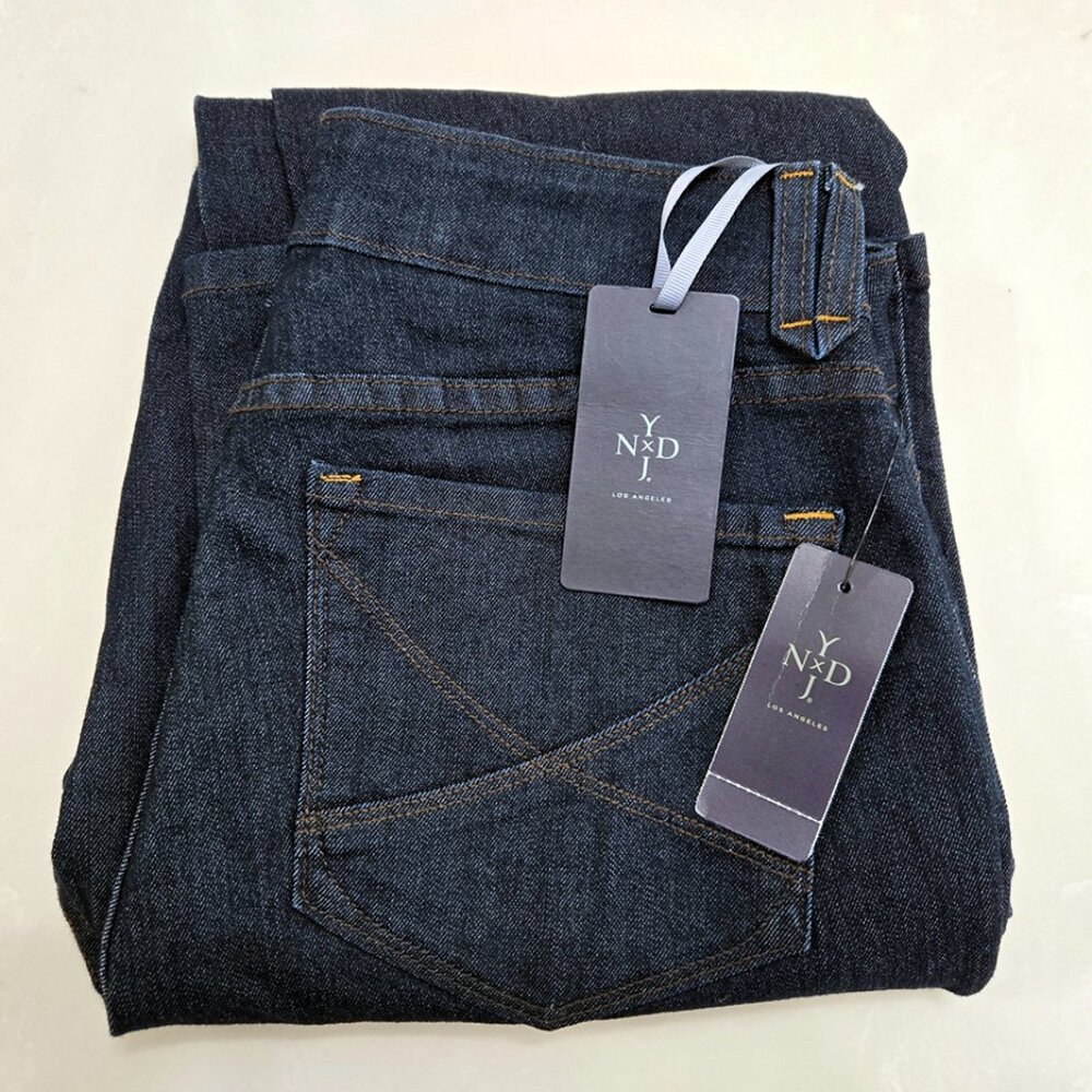 NYDJ Marilyn Straight Leg Dark Wash Lift Tuck Jean NWT Size 6